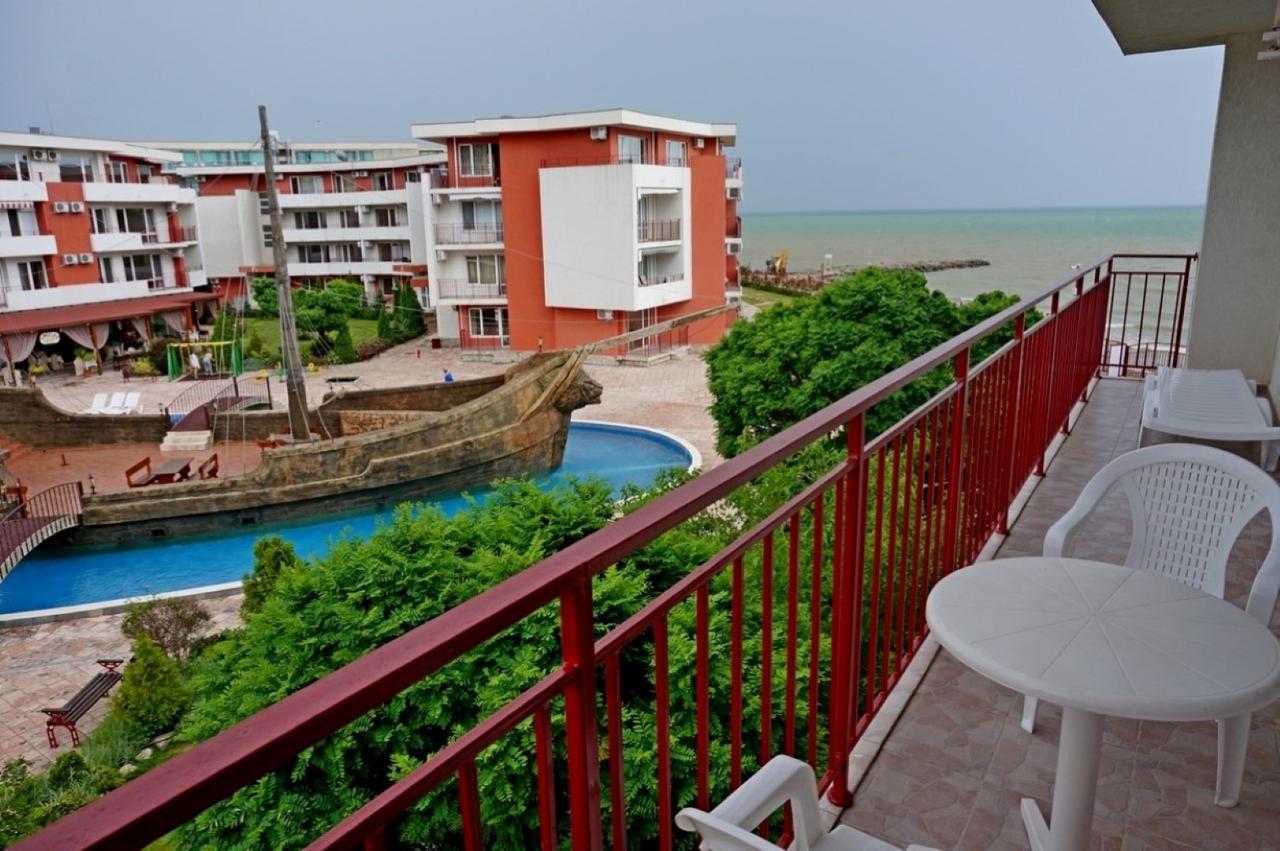 Gt Privilege Fort Beach Apartments Elenite Exterior photo