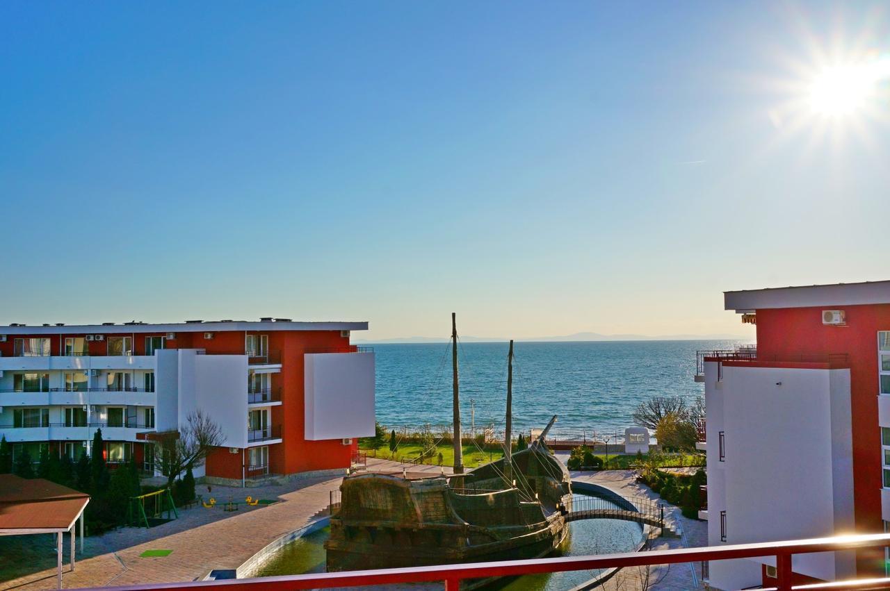 Gt Privilege Fort Beach Apartments Elenite Exterior photo