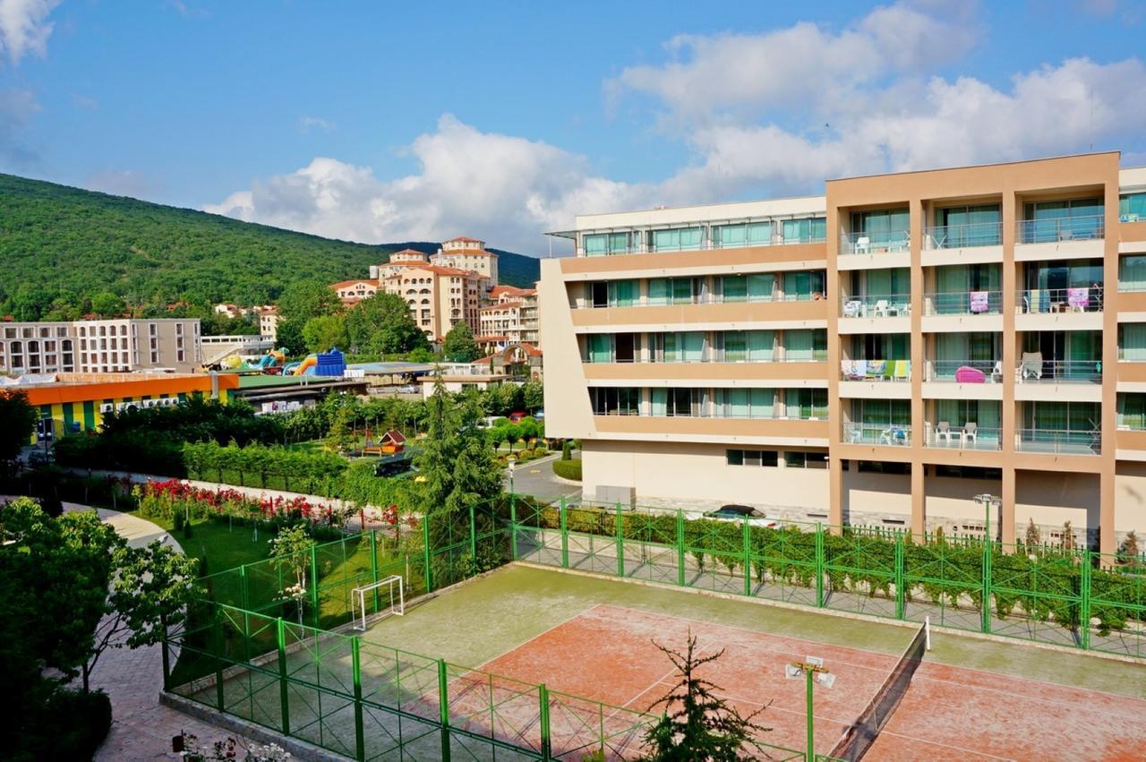 Gt Privilege Fort Beach Apartments Elenite Exterior photo