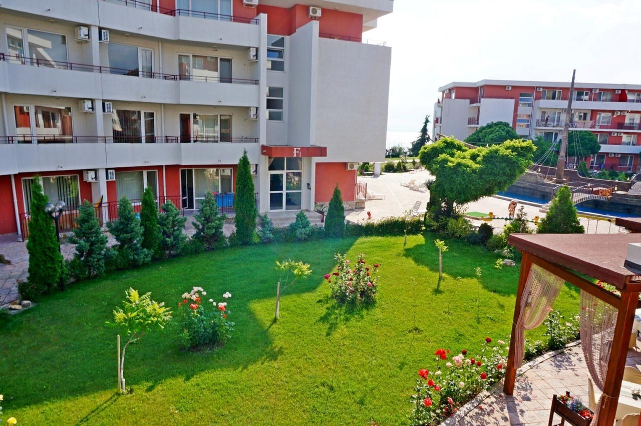 Gt Privilege Fort Beach Apartments Elenite Exterior photo